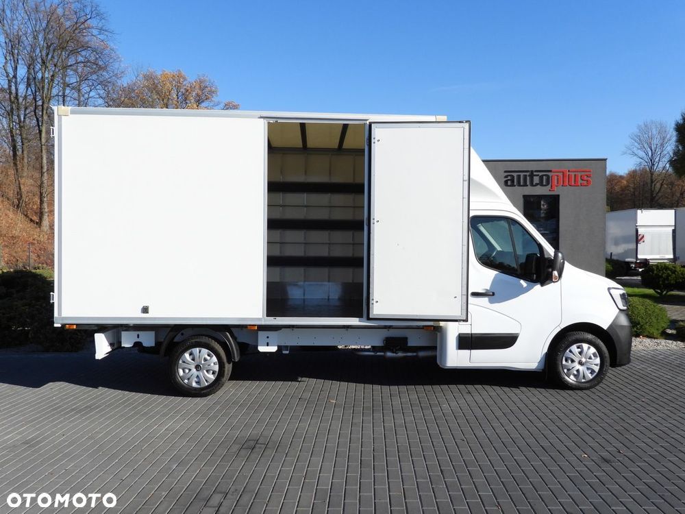 Renault MASTER KONTENER 8 PALET TEMPOMAT NAWIGACJA LEDY KLIMATYZACJA  145KM - 9