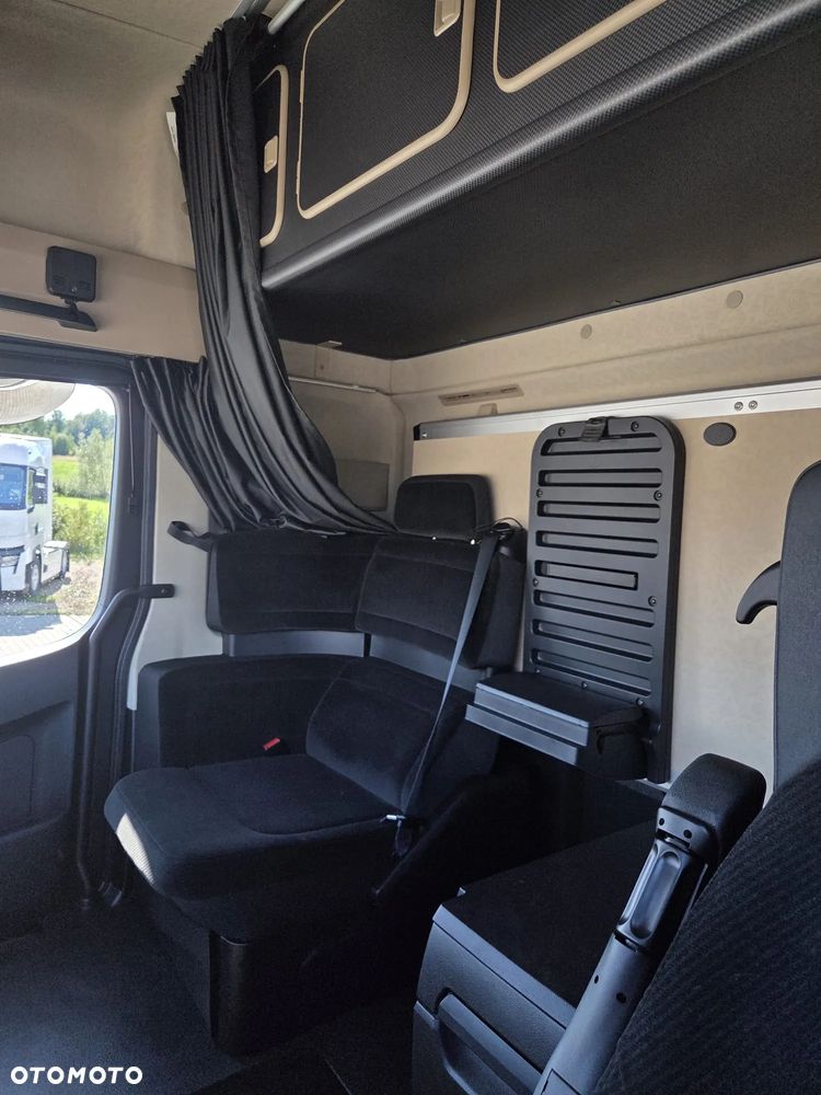 Mercedes-Benz ACTROS 1848 - 8