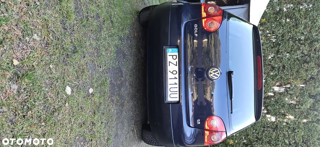 Volkswagen Golf 1.6 Comfortline - 2