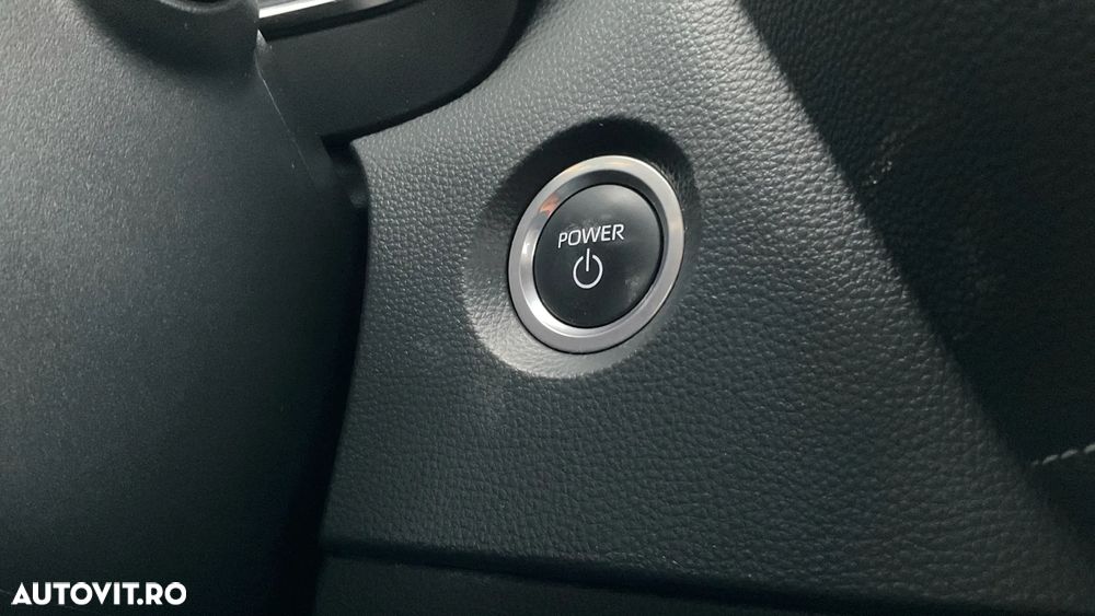 Toyota Corolla TS 1.8 HSD Dynamic - 22