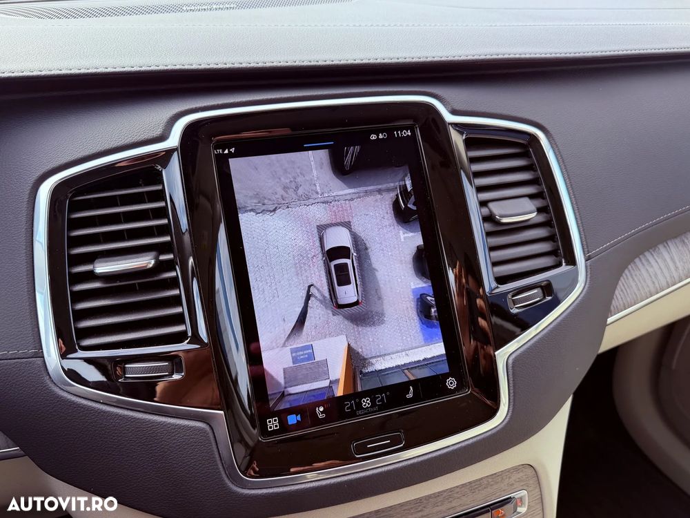 Volvo XC 90 T8 AWD PHEV Plus Dark - 9