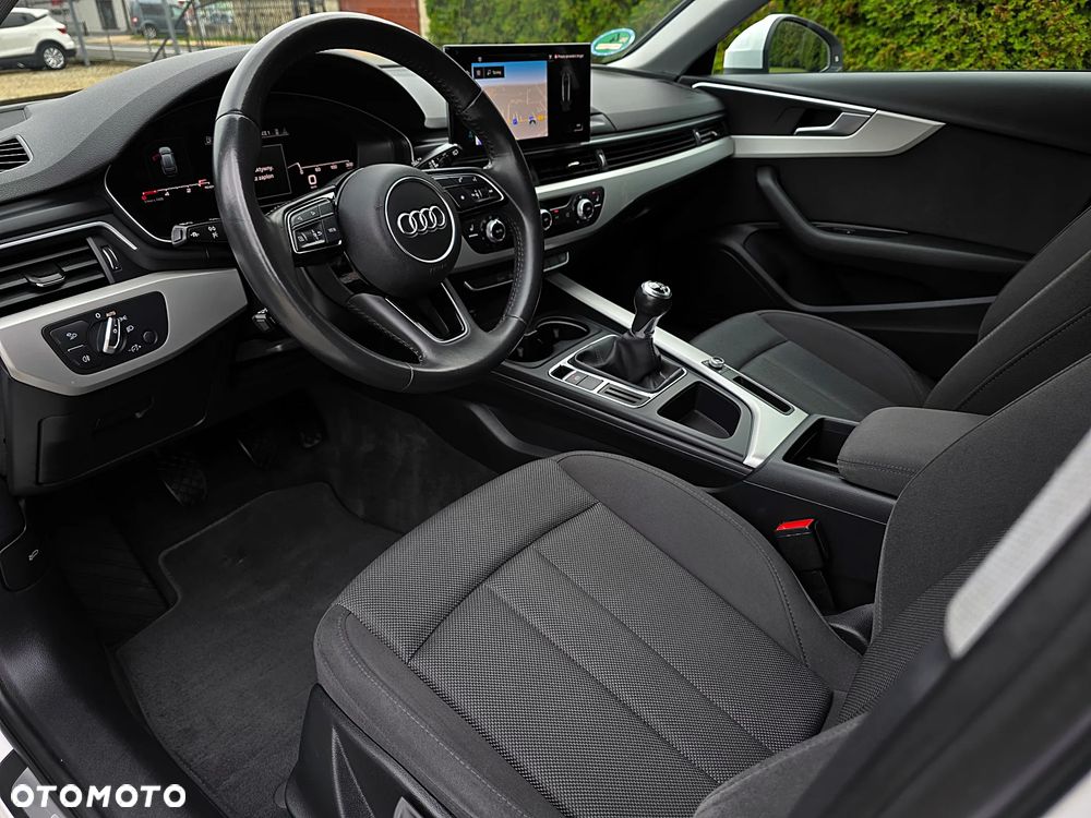 Audi A4 Avant 2.0 TDI - 12
