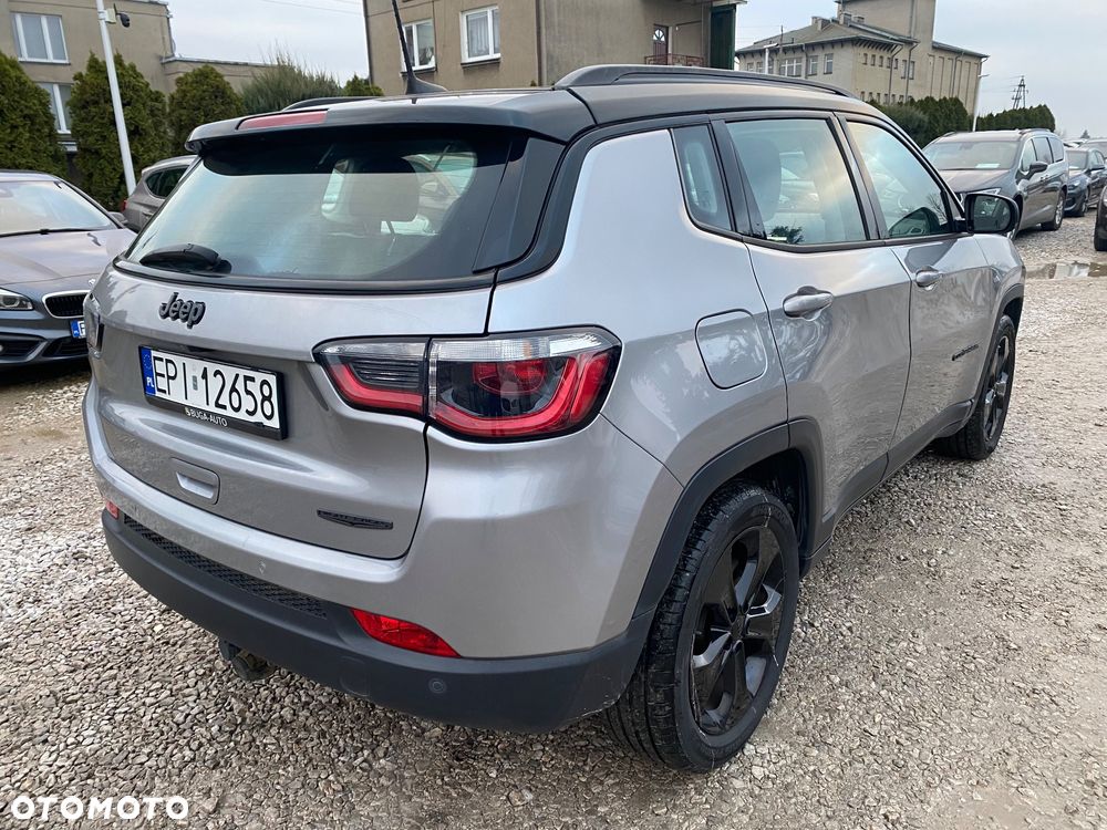 Jeep Compass 1.4 MultiAir Longitude - 14