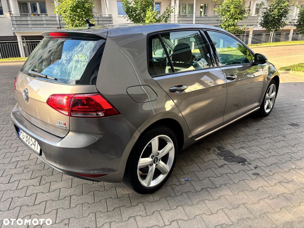 Volkswagen Golf 1.6 TDI BlueMotion Technology Comfortline - 9