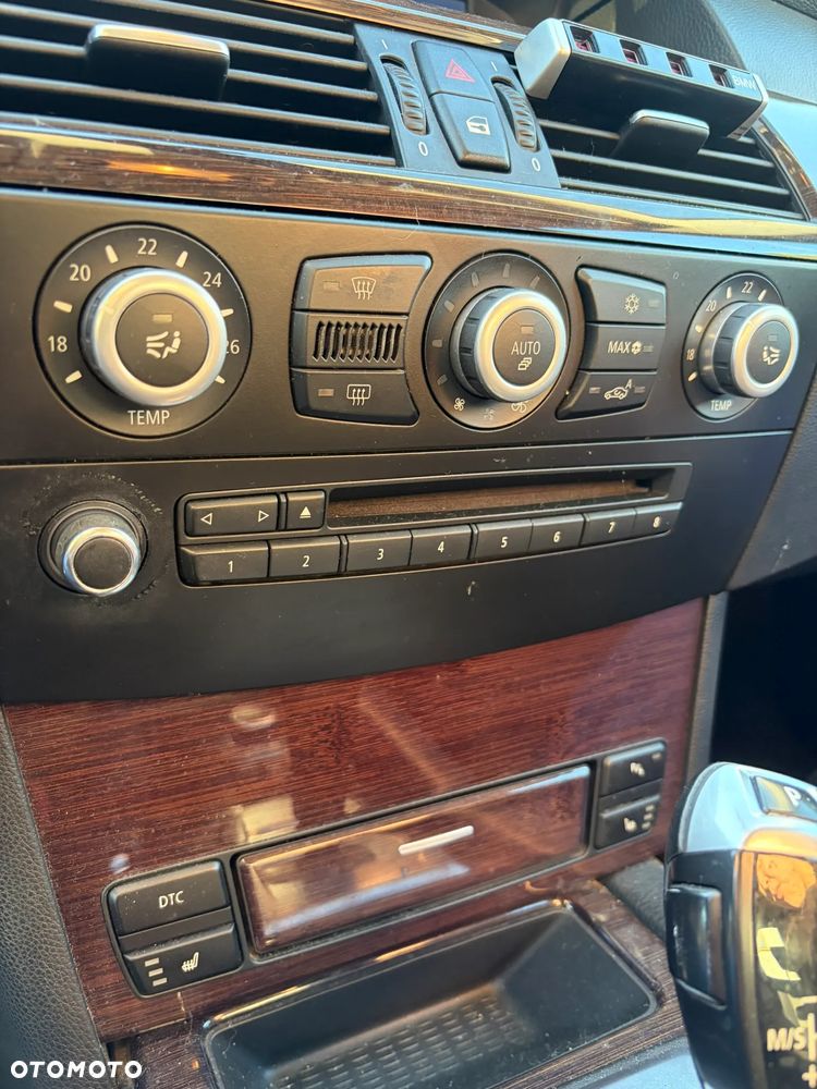 BMW Seria 5 520d - 15