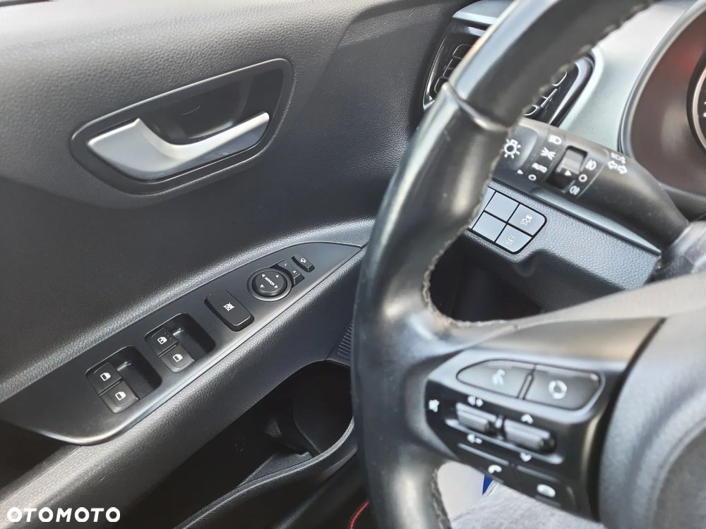 Kia Stonic 1.6 CRDi SCR XL - 18