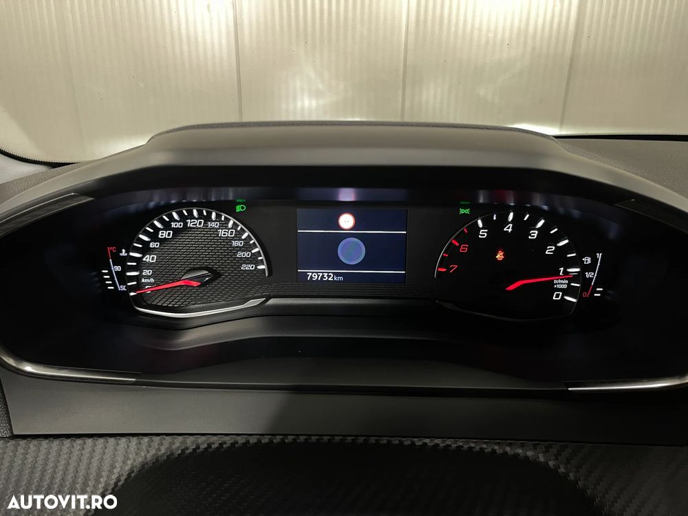 Peugeot 208 1.2 L PureTech STT Active Pack - 26