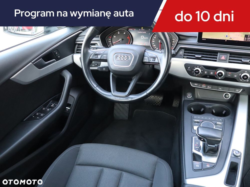 Audi A4 Limousine - 9