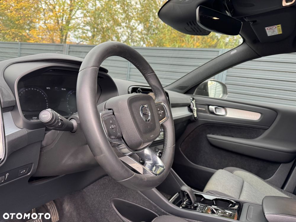 Volvo XC 40 T2 Essential - 7