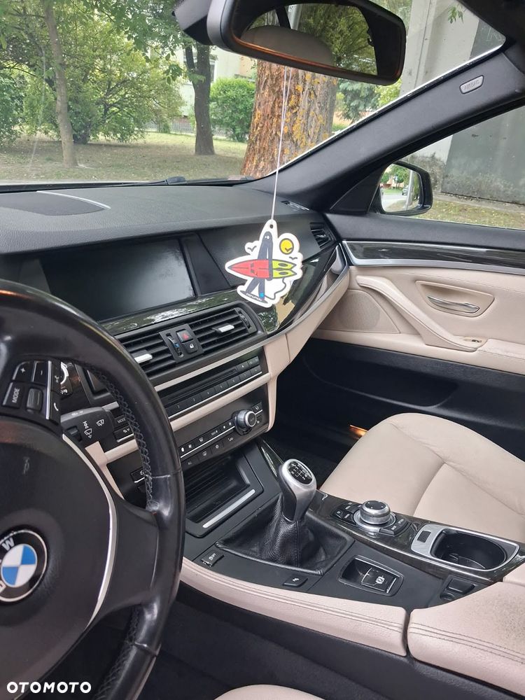 BMW Seria 5 520d - 6