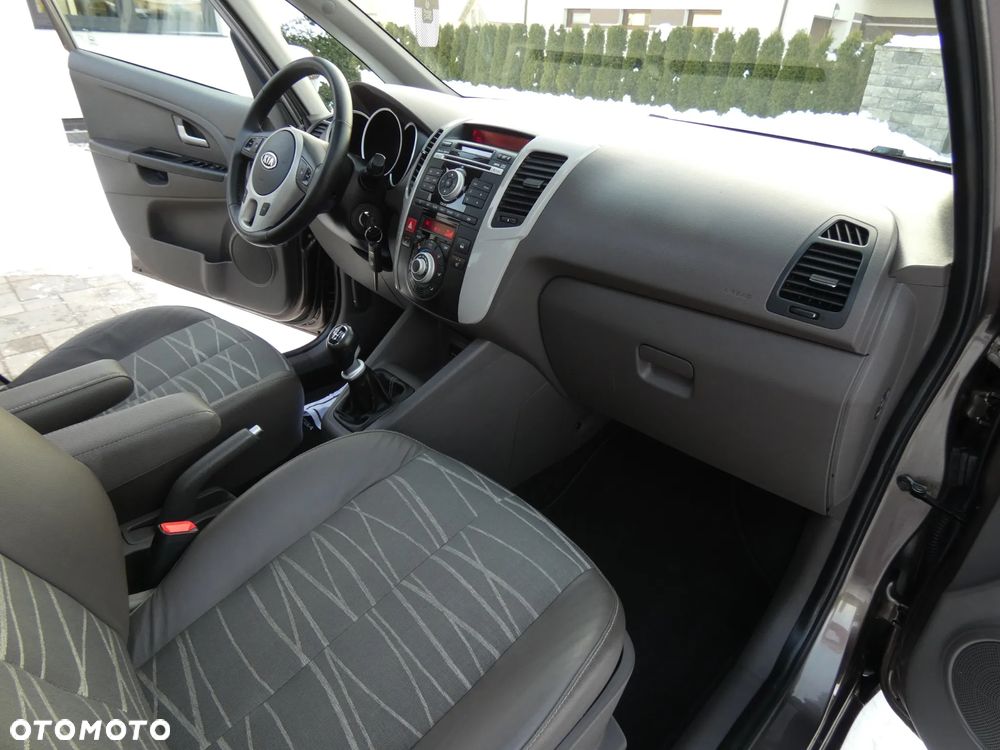 Kia Venga 1.6 CVVT Dream Team Edition - 27