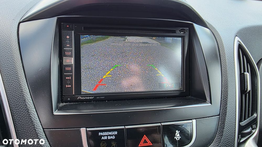Hyundai ix35 1.6 2WD Fifa World Cup Edition - 27