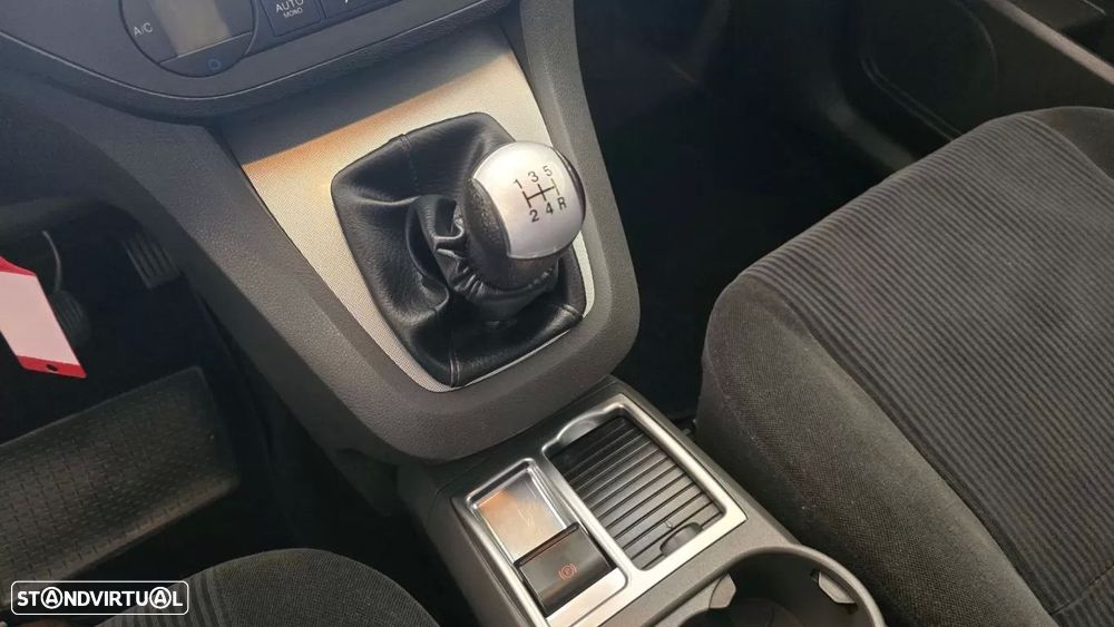 Ford Focus C-Max 1.6 TDCi Ghia - 36