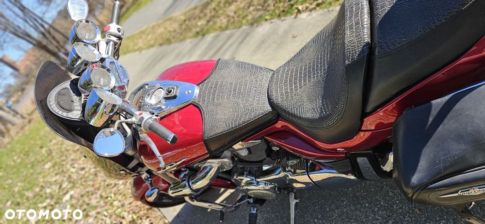 Suzuki Boulevard - 12