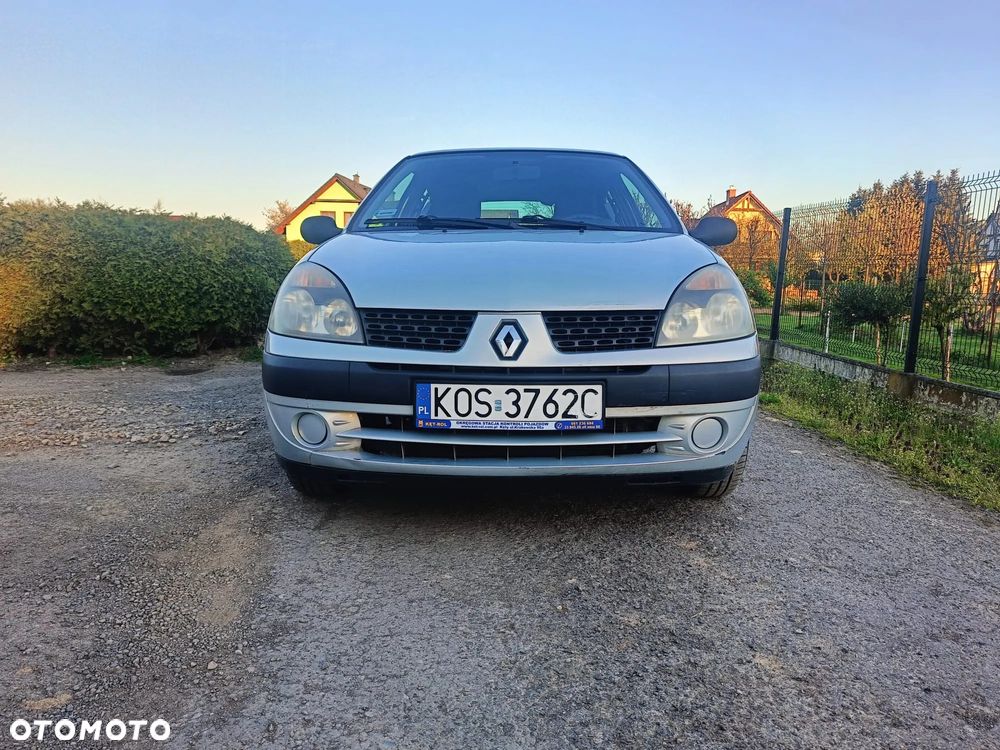 Renault Clio 1.2 16V Confort Authentique - 1