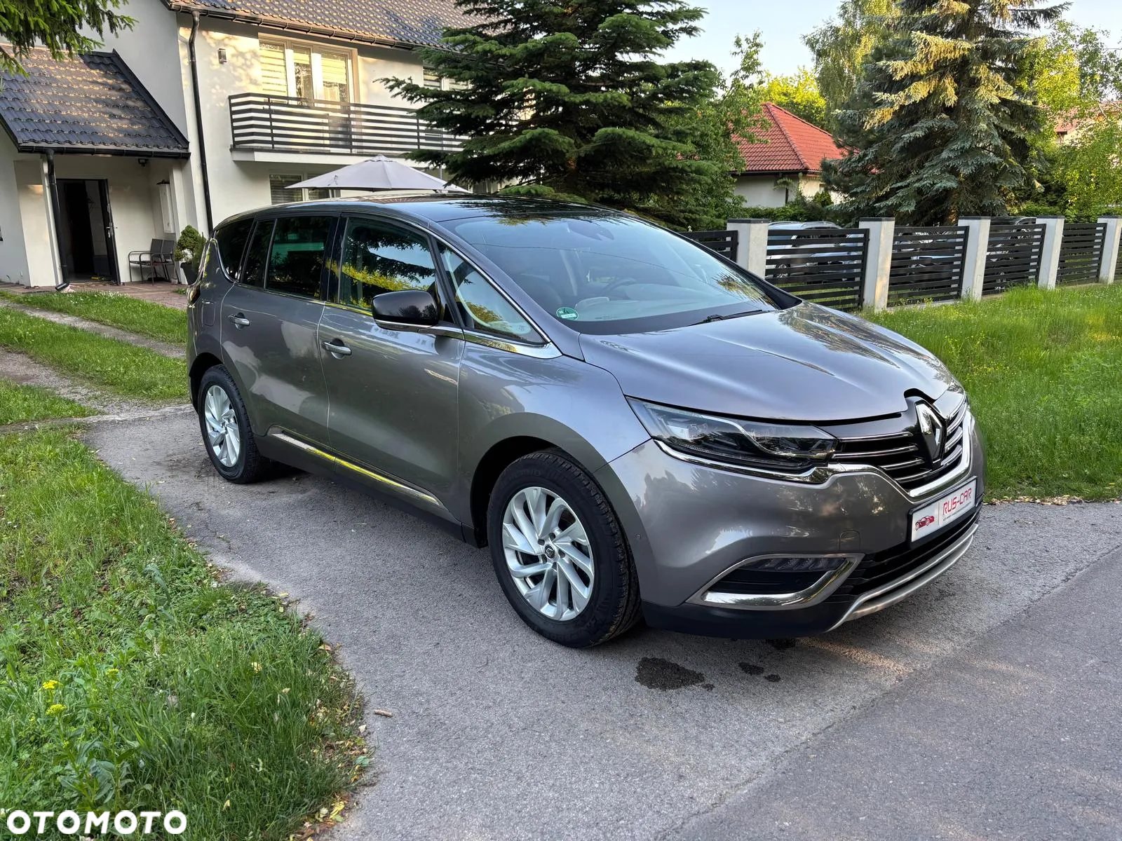 Renault Espace 1.6 dCi Energy Initiale Paris EDC 7os - 5