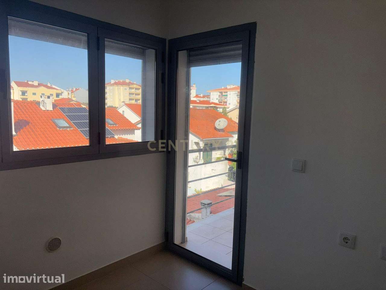 Moderno T3 com Varandas em Nossa Senhora de Fátima, Entroncamento - Grande imagem: 2/27
