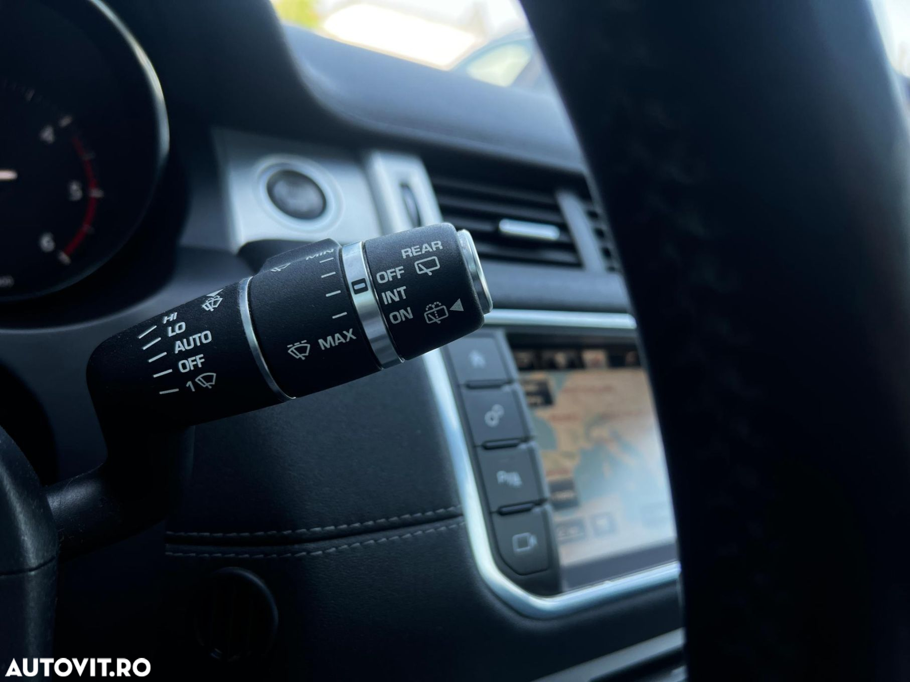 Land Rover Range Rover Evoque - 18