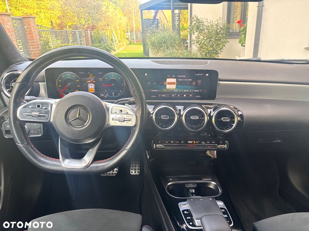 Mercedes-Benz Klasa A 180 d AMG Line 7G-DCT - 17