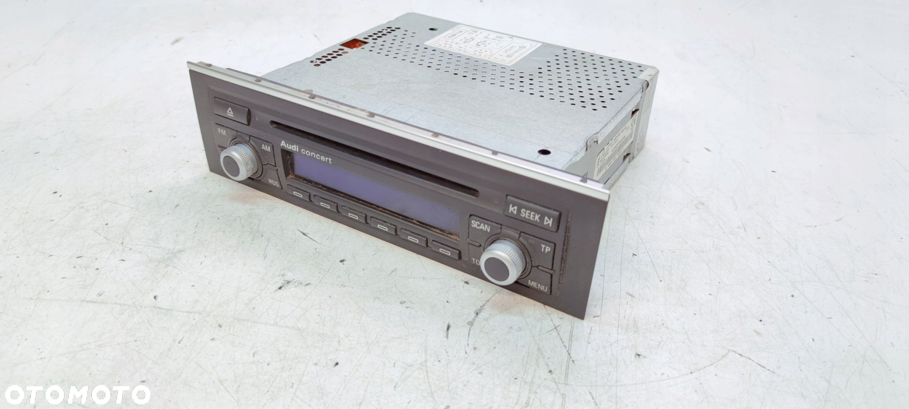RADIO AUDI CONCERT AUDI A4 B7 CHROM 8E0035186AA - 3
