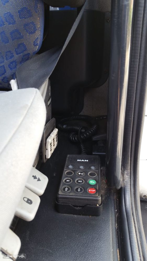 MAN L2000 caixa fechada - 9
