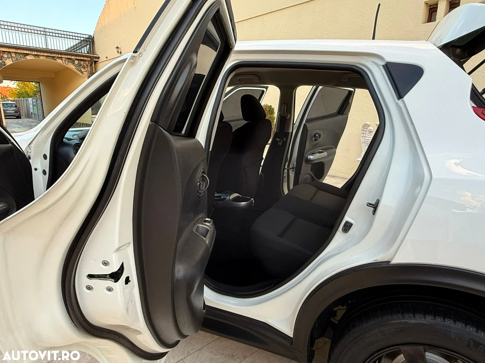 Nissan Juke - 8