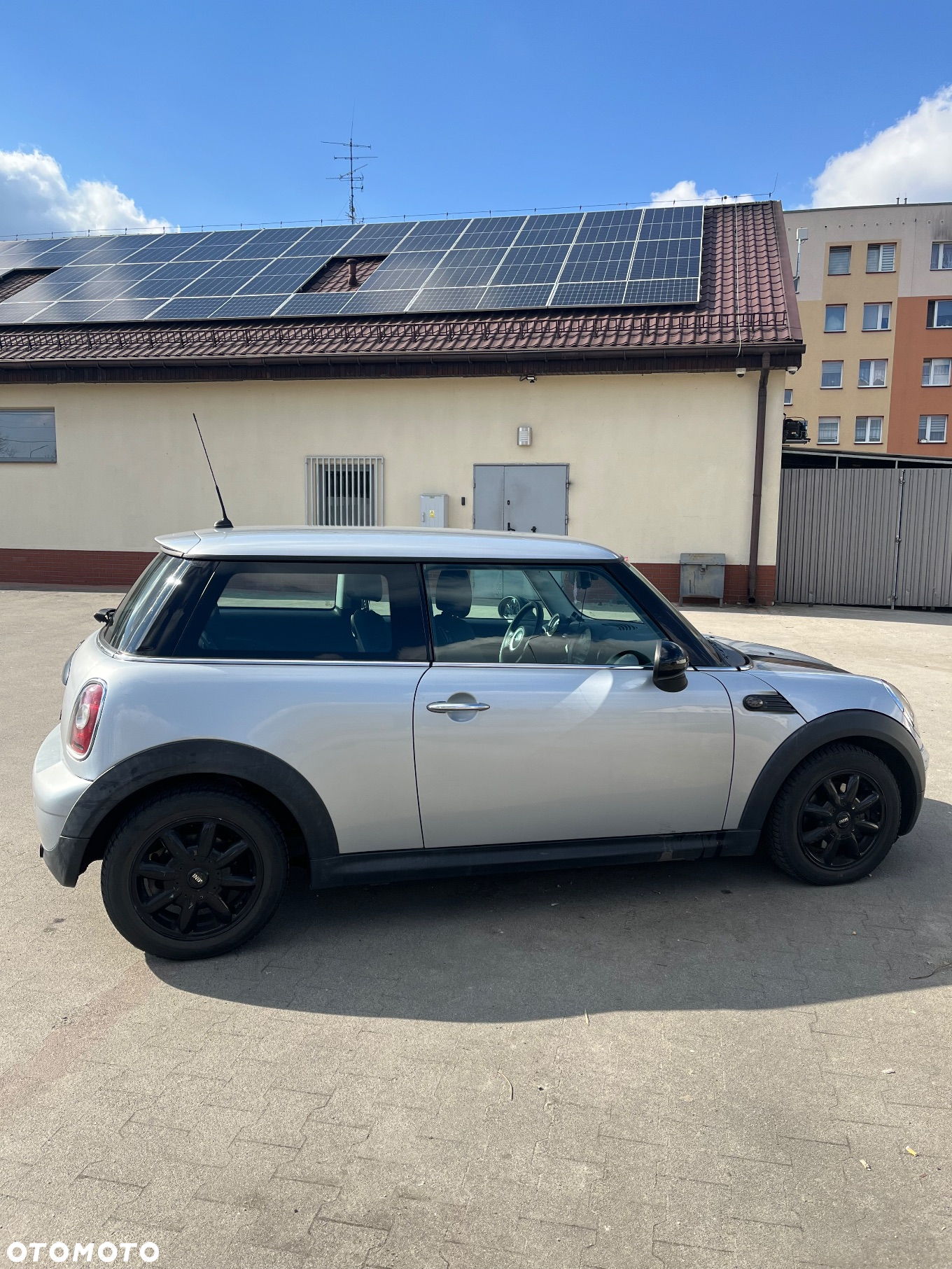 MINI ONE Standard - 4