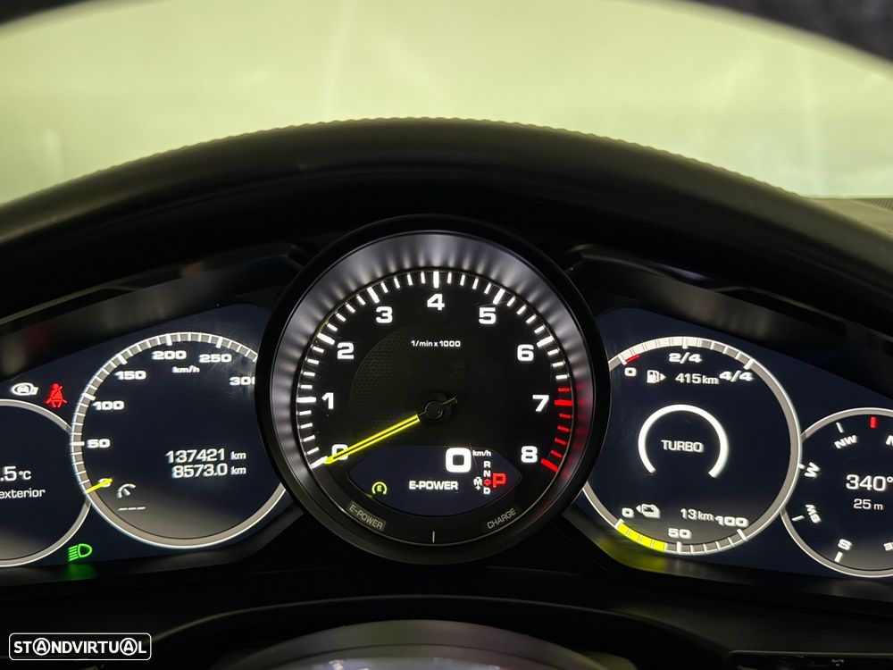 Porsche Panamera 4 E-Hybrid Executive - 22