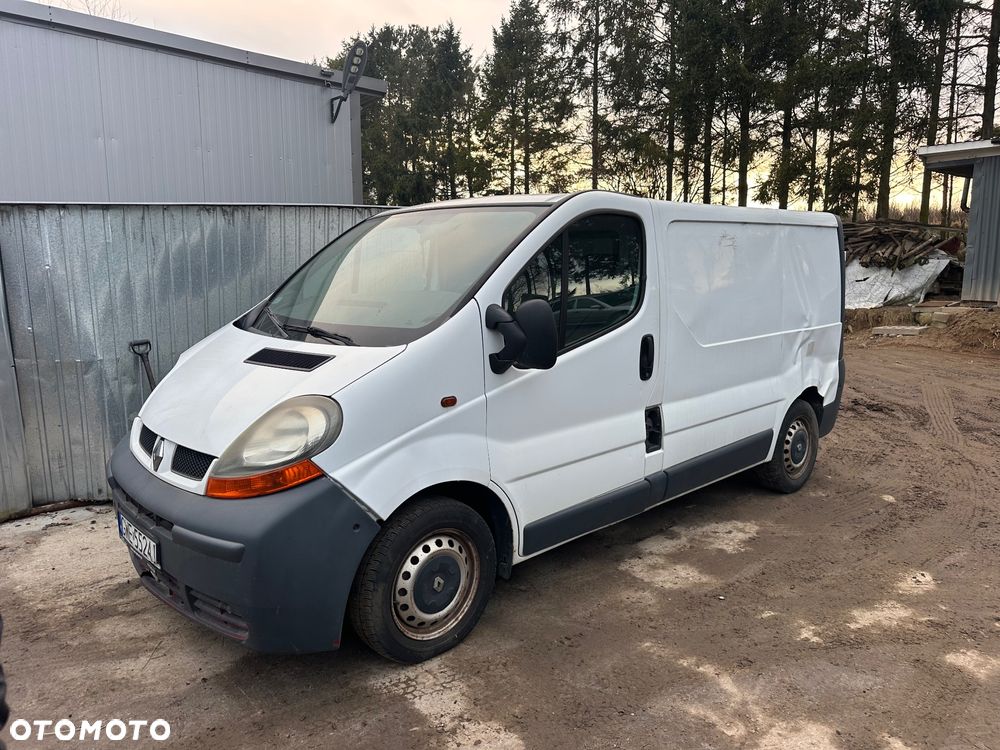Renault TRAFIC - 2