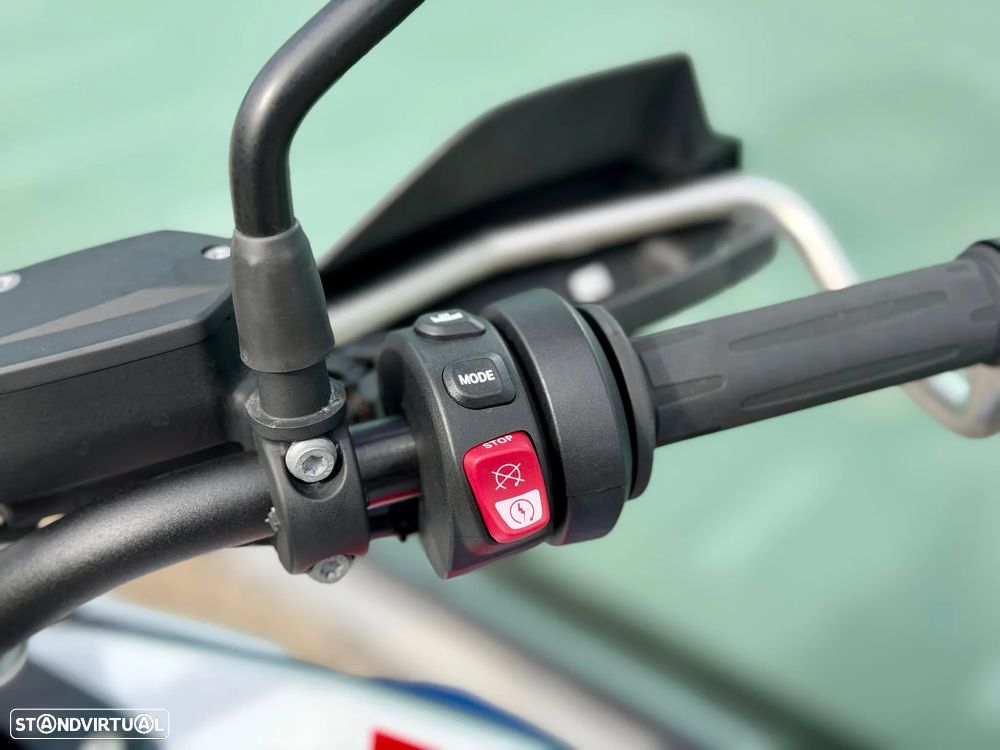 BMW F 900 GS Trophy - 10