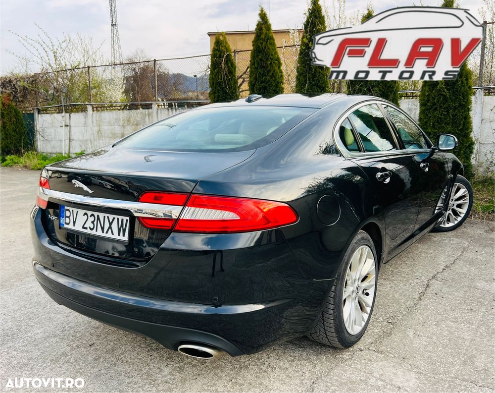 Jaguar XF - 4