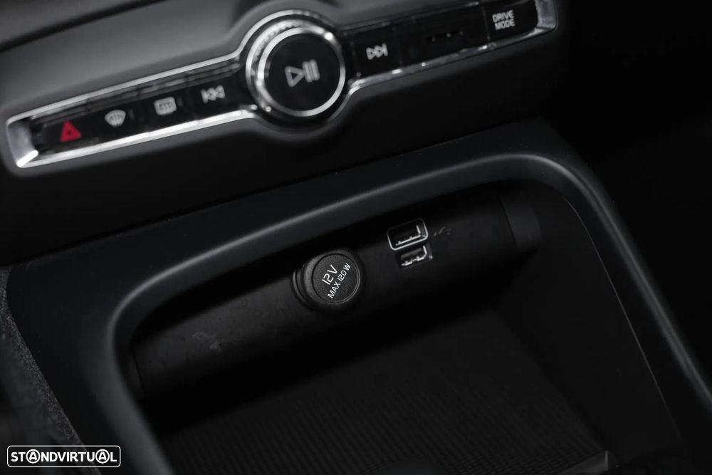 Volvo XC 40 1.5 T4 PHEV Inscription Expression - 30