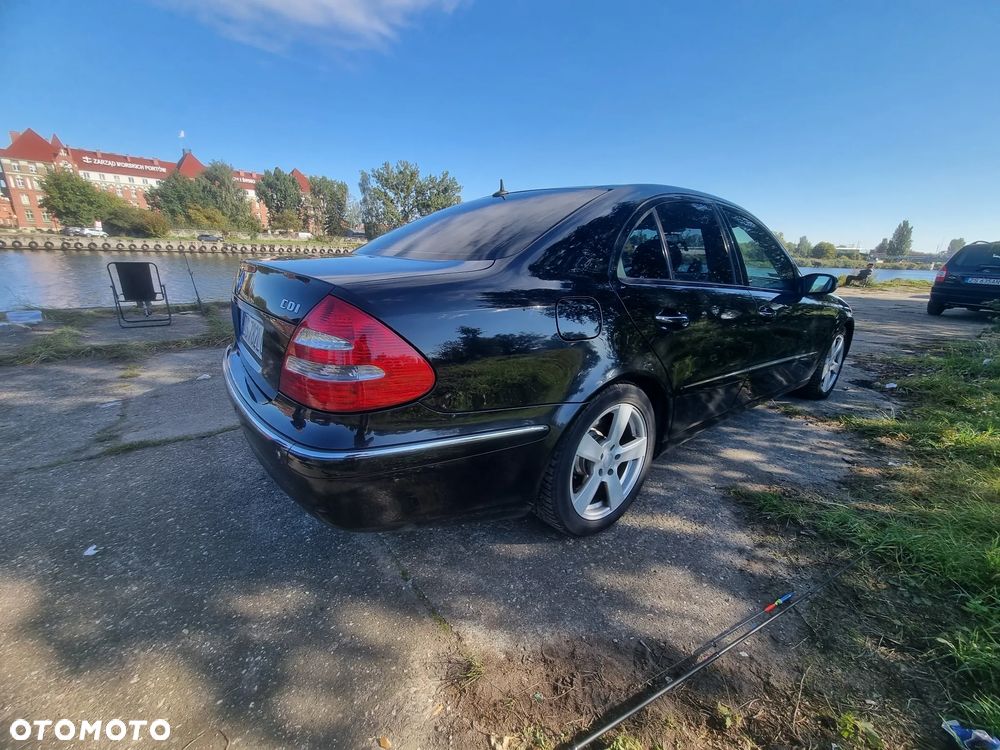 Mercedes-Benz Klasa E - 4