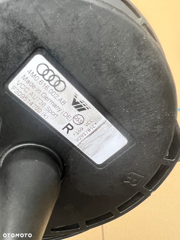 AUDI Q7 SQ7 PODUSZKA MIECH TYL PRAWY