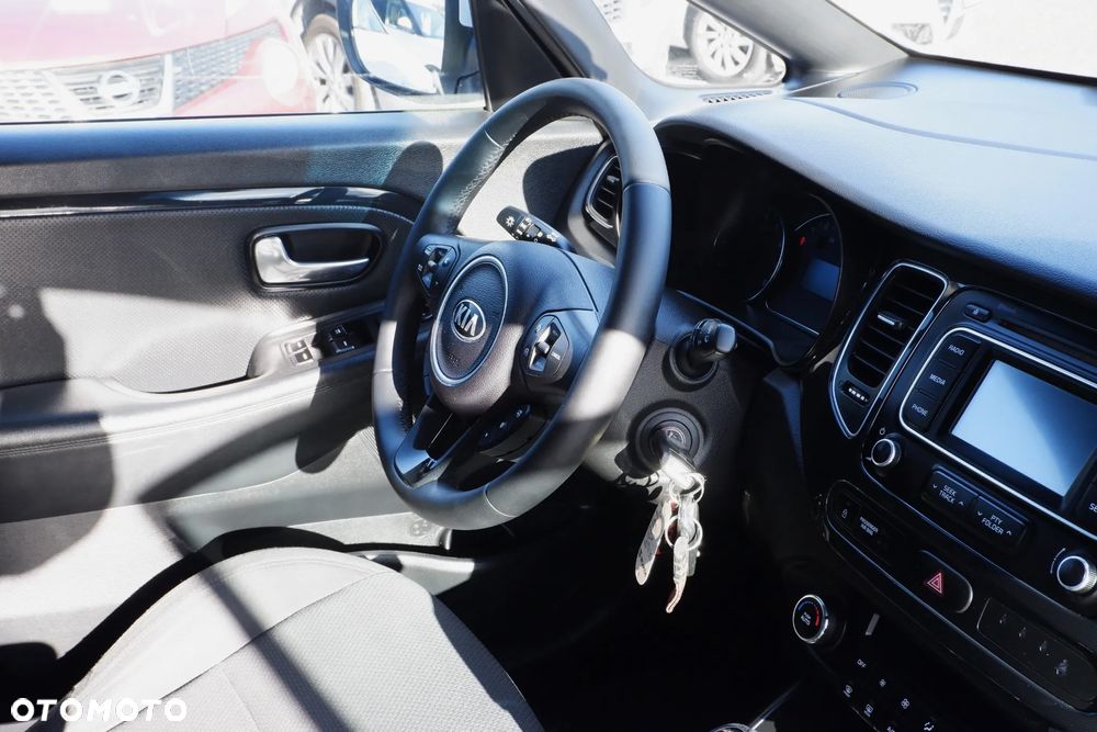 Kia Carens 1.6 GDI L EU6 - 5