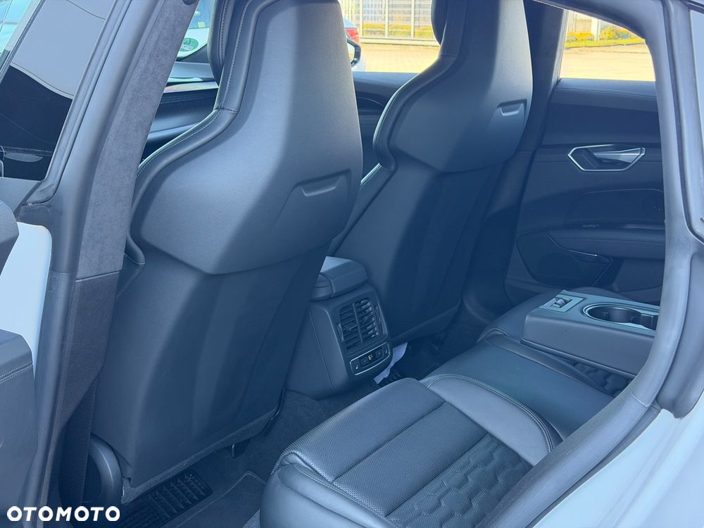 Audi RS e-tron GT - 23