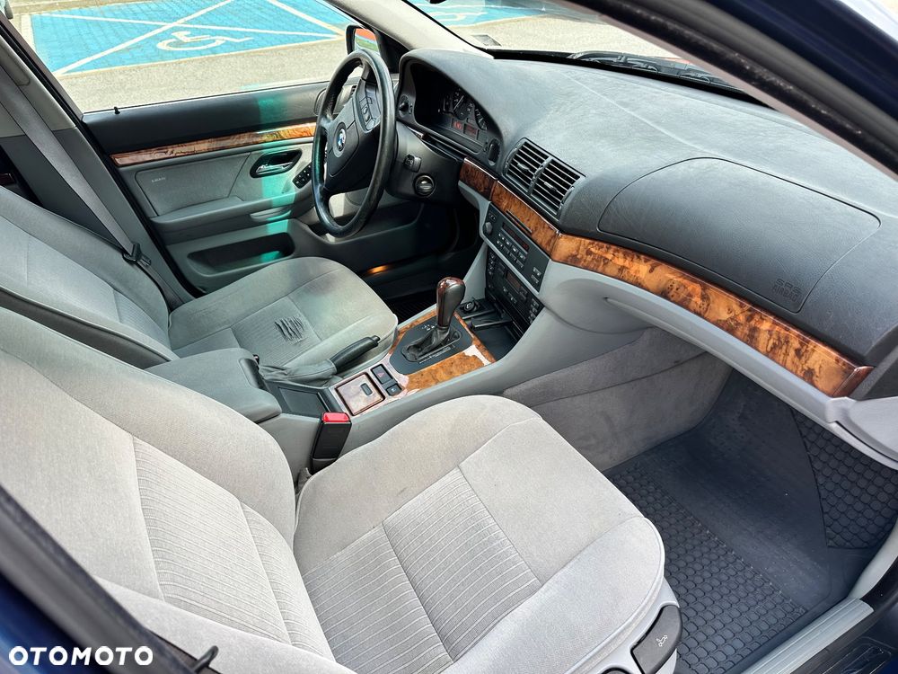 BMW Seria 5 - 18