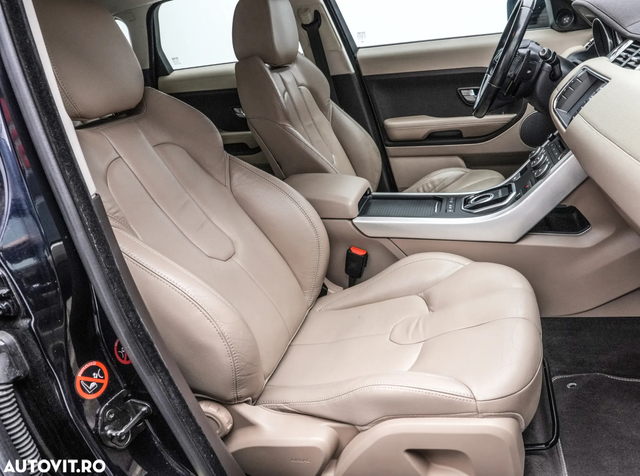 Land Rover Range Rover Evoque - 14