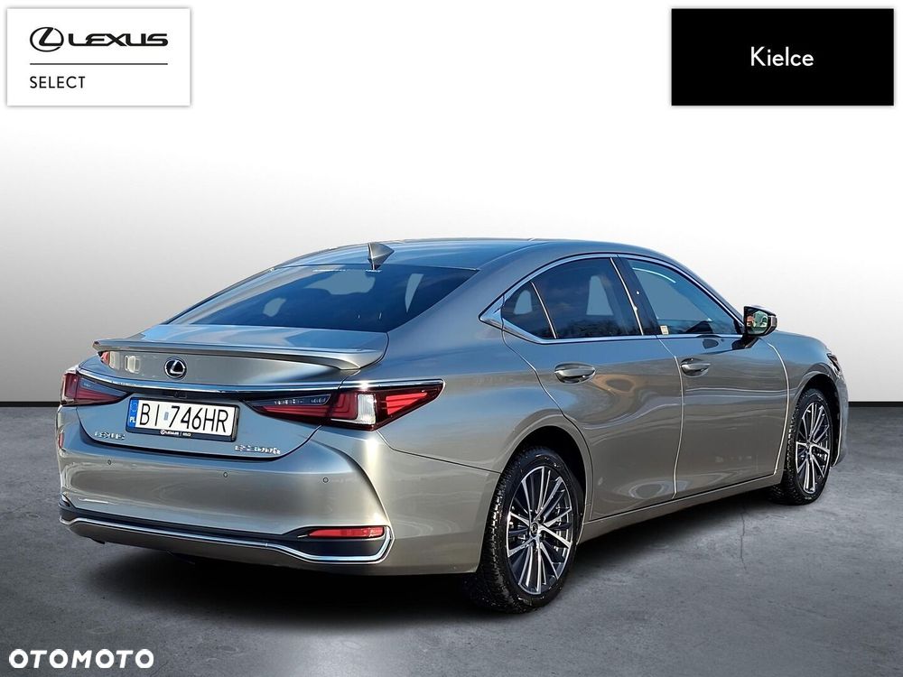 Lexus ES 300h Business Edition - 6