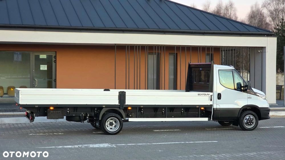 Iveco ❗️❗️DAILY 3.0 180KM MAXI 50C18 JAK NOWY ❗️❗️NOWY MODEL / SKRZYNIA OTWARTA SCATOLINI / 3500KG HAK / PIERWSZY WŁASCICIEL / NAVI / KAMERA COFANIA / FULL LED / TEMPOMAT AKTYWNY / BLIŹNIAKI / BURTY ALUMINIOWE / WERSJA WZMOCNIONA / FULL OPCJA / SERWIS ASO / SALON POLSKA / 35C15 50C15 35C18❗❗ JAK Z SALONU - NOWY -❗❗ - 25