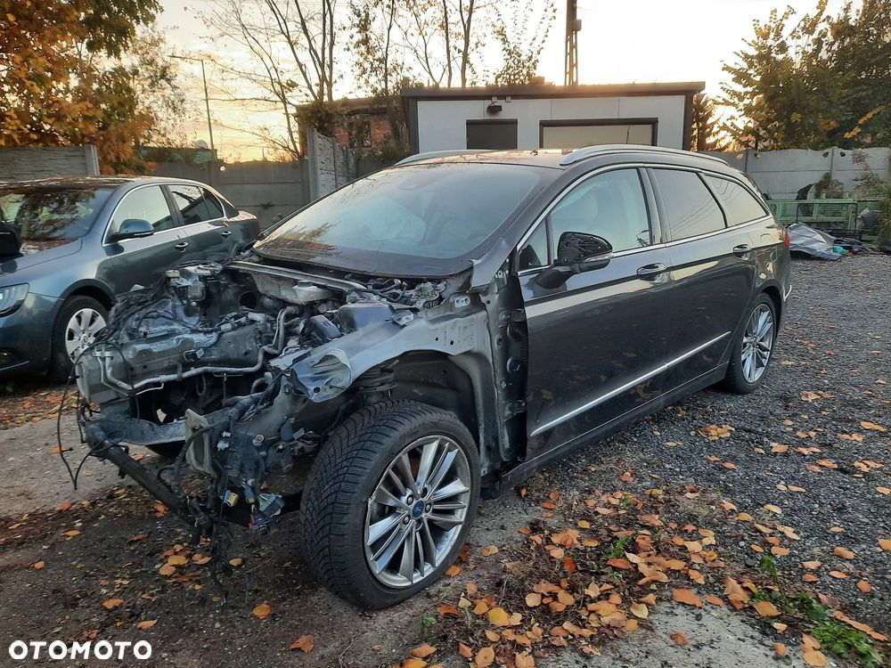 Ford Mondeo 2.0 EcoBlue Vignale Plus - 2