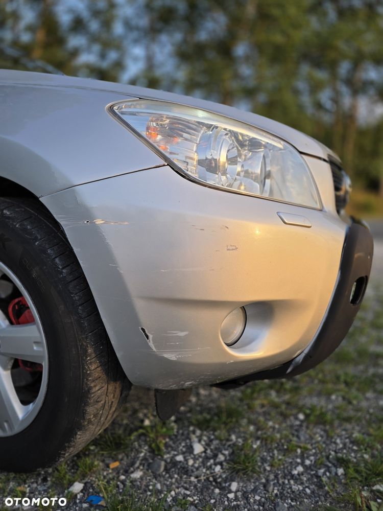 Toyota RAV4 - 5