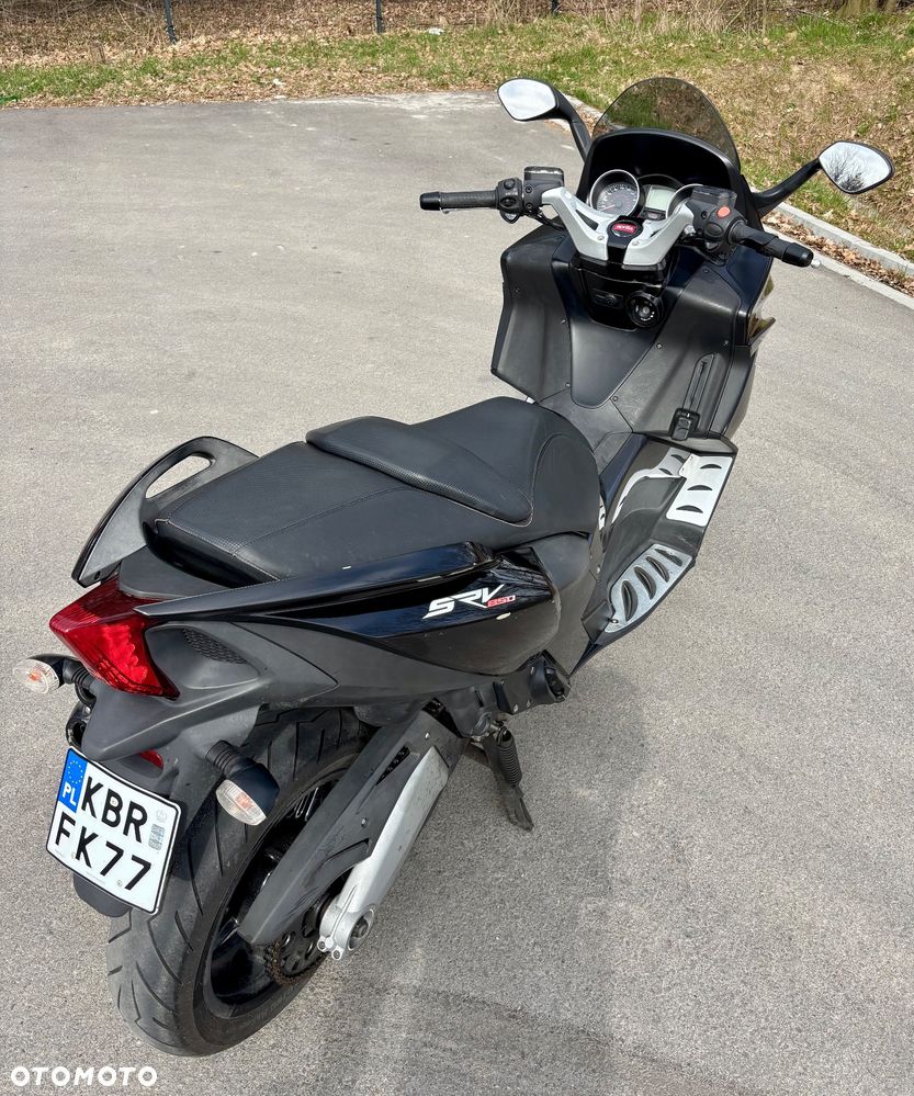 Aprilia SRV 850 - 4