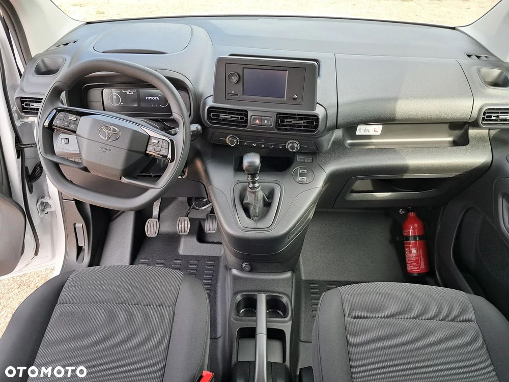 Toyota Proace City D-4D Long 2,4t Active (bryg.) - 9