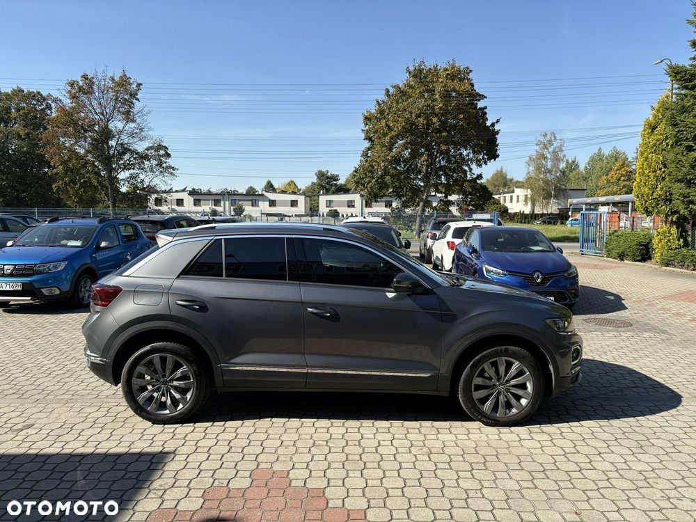 Volkswagen T-Roc - 3