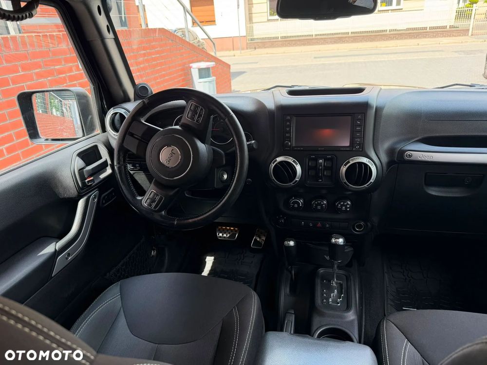 Jeep Wrangler 2.8 CRD Unlim Rubicon - 15