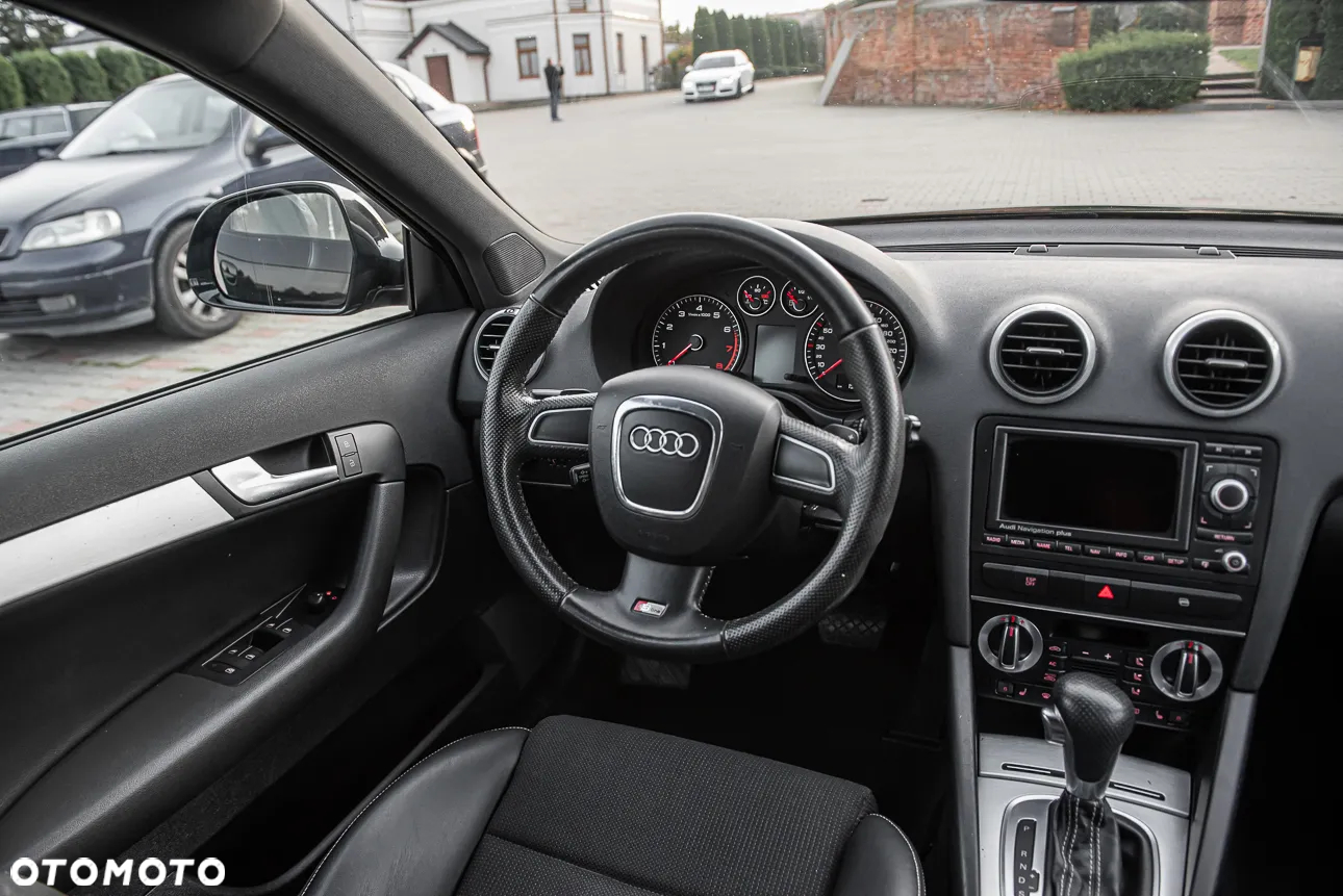Audi A3 2.0 TFSI Sportback quattro S tronic S line Sportpaket - 28