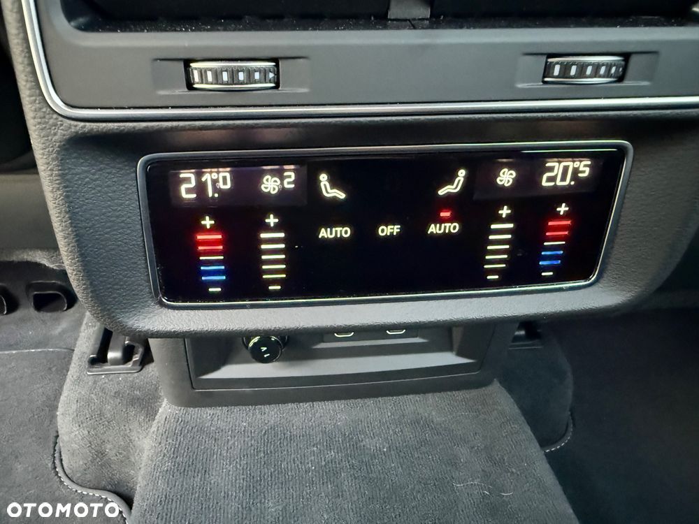 Audi SQ8 - 34
