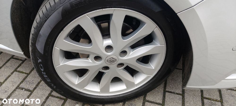 Renault Megane 1.2 Energy TCe Business - 11