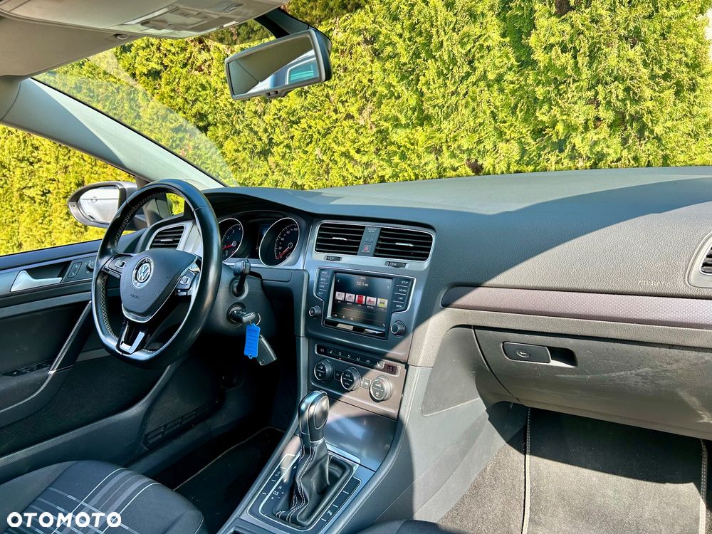 Volkswagen Golf 1.2 TSI BMT Trendline DSG - 19